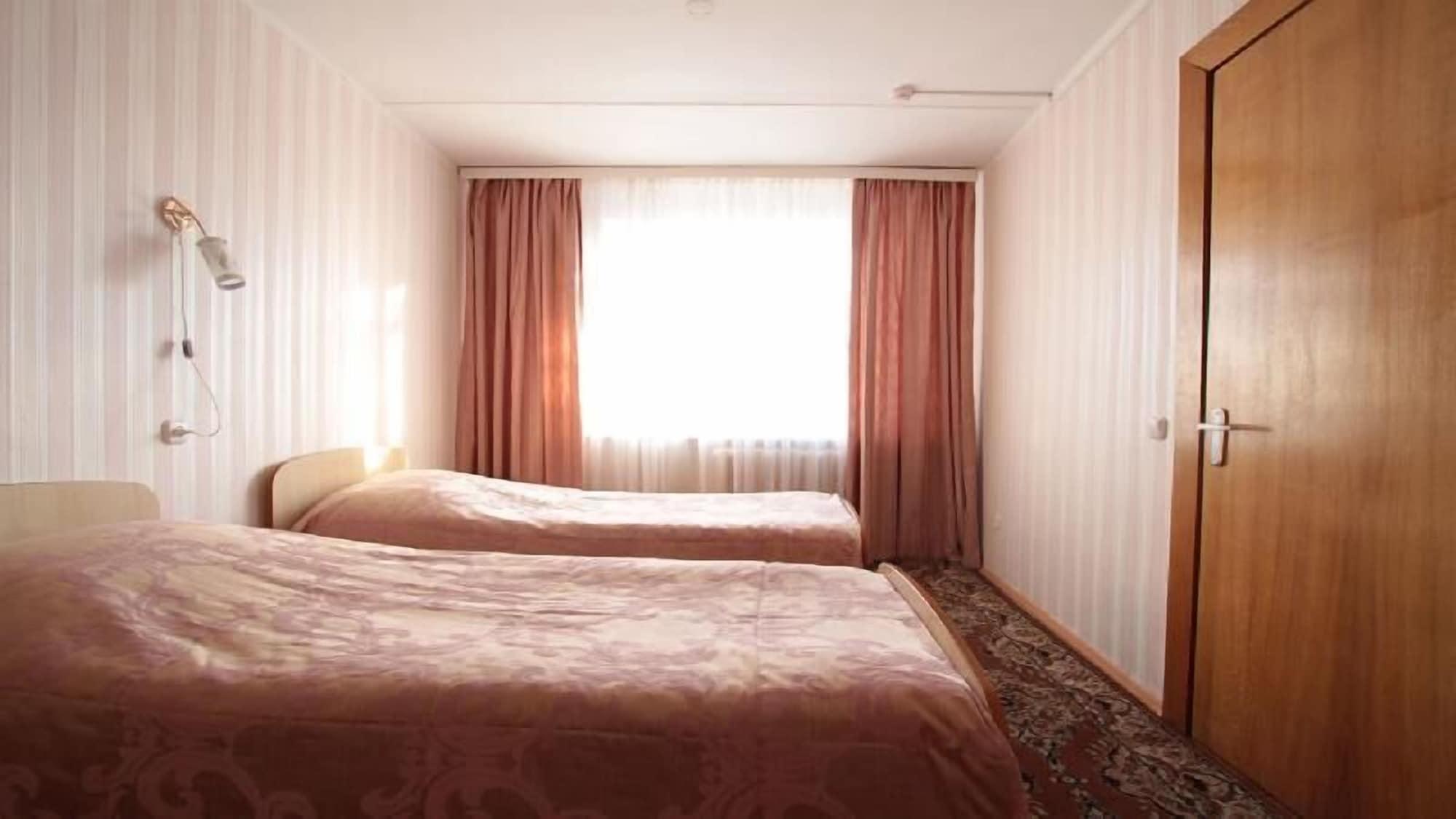 40 Let Pobedy Hotel Мінськ Екстер'єр фото