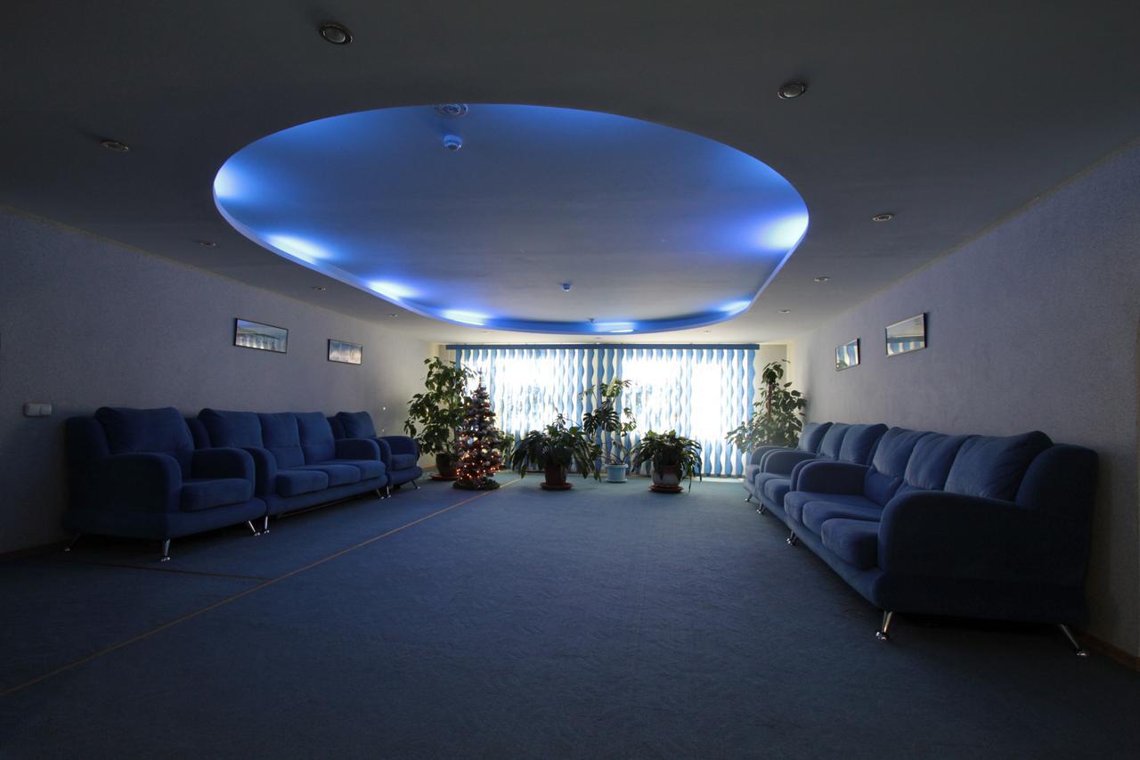 40 Let Pobedy Hotel Мінськ Екстер'єр фото